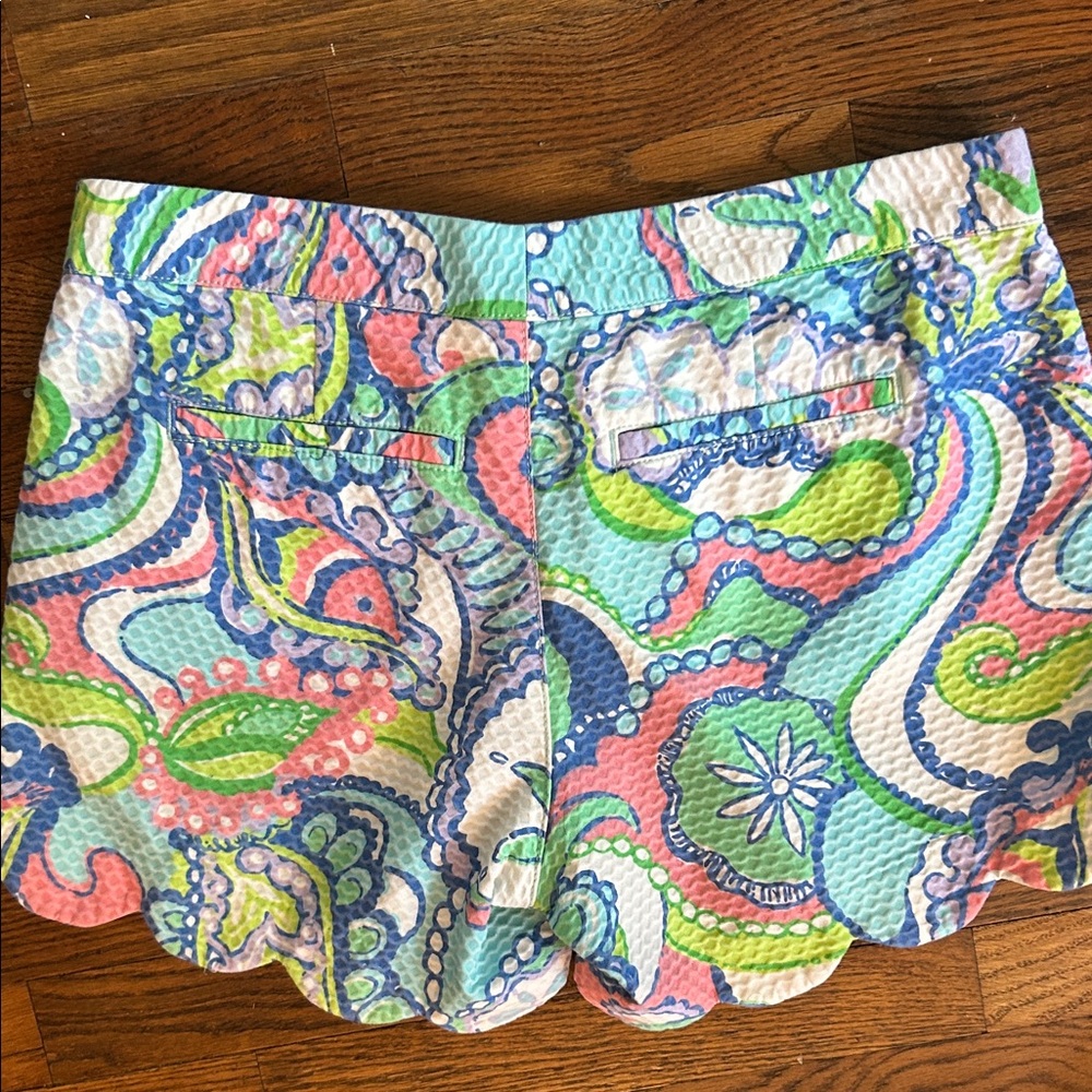 Lilly Pulitzer Vibrant Paisley High Waist Shorts - Picture 5 of 6